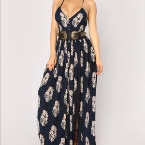 Fashion Nova maxi dress with split , XL